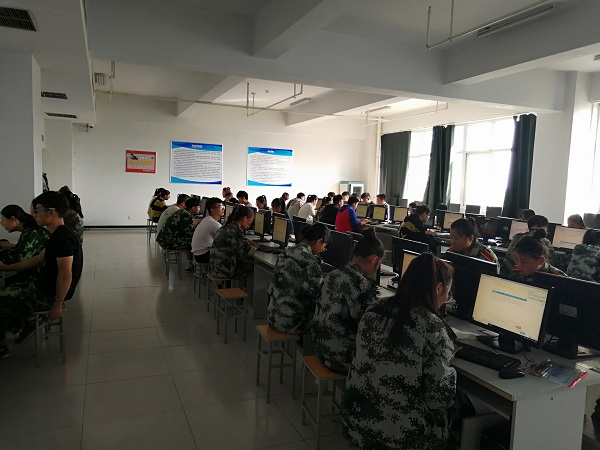 公共课部举办英语写作和阅读大赛 第 3 张
