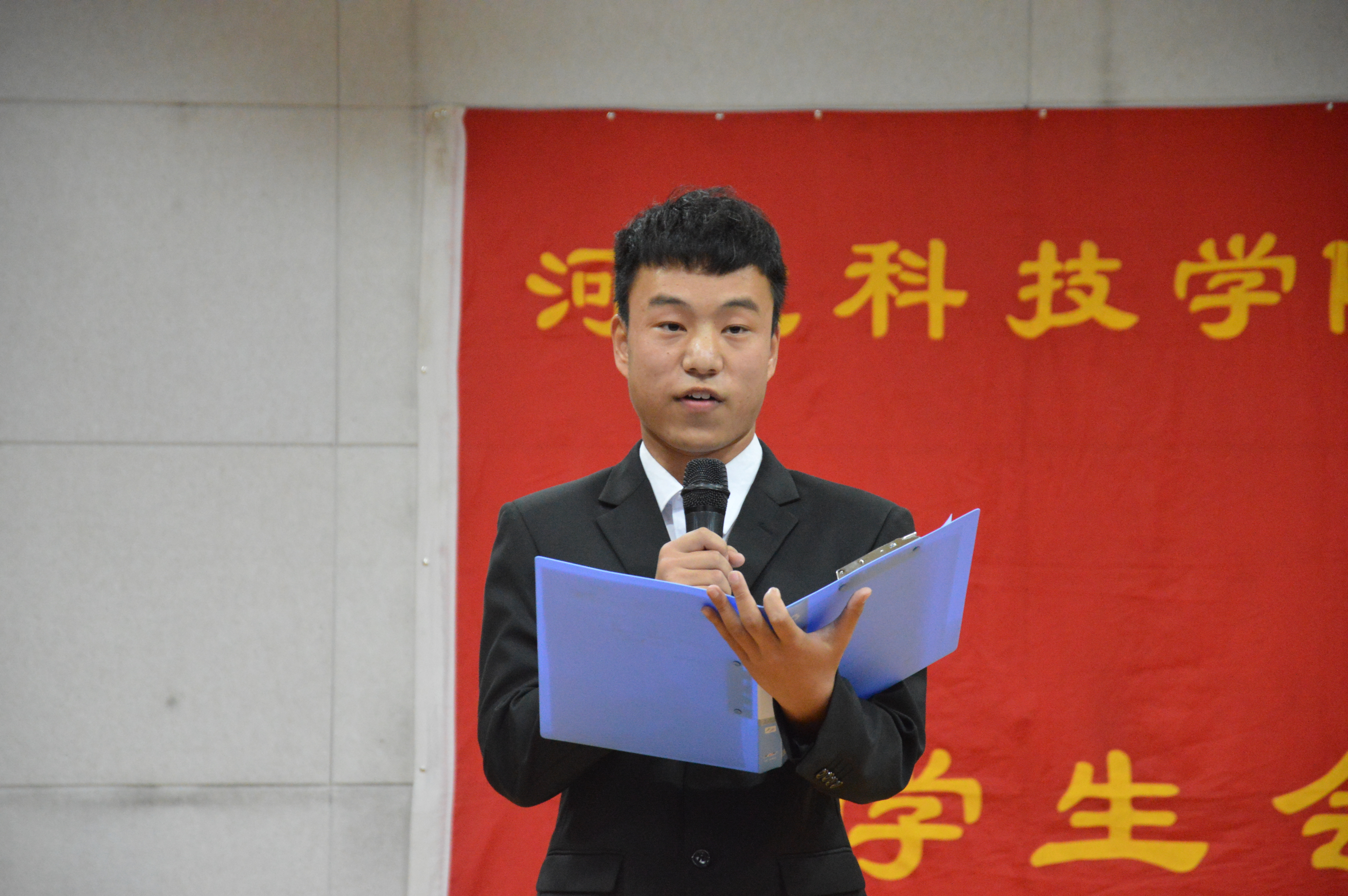 best365体育官网登录入口首届“大学生 讲宪法”比赛圆满落幕