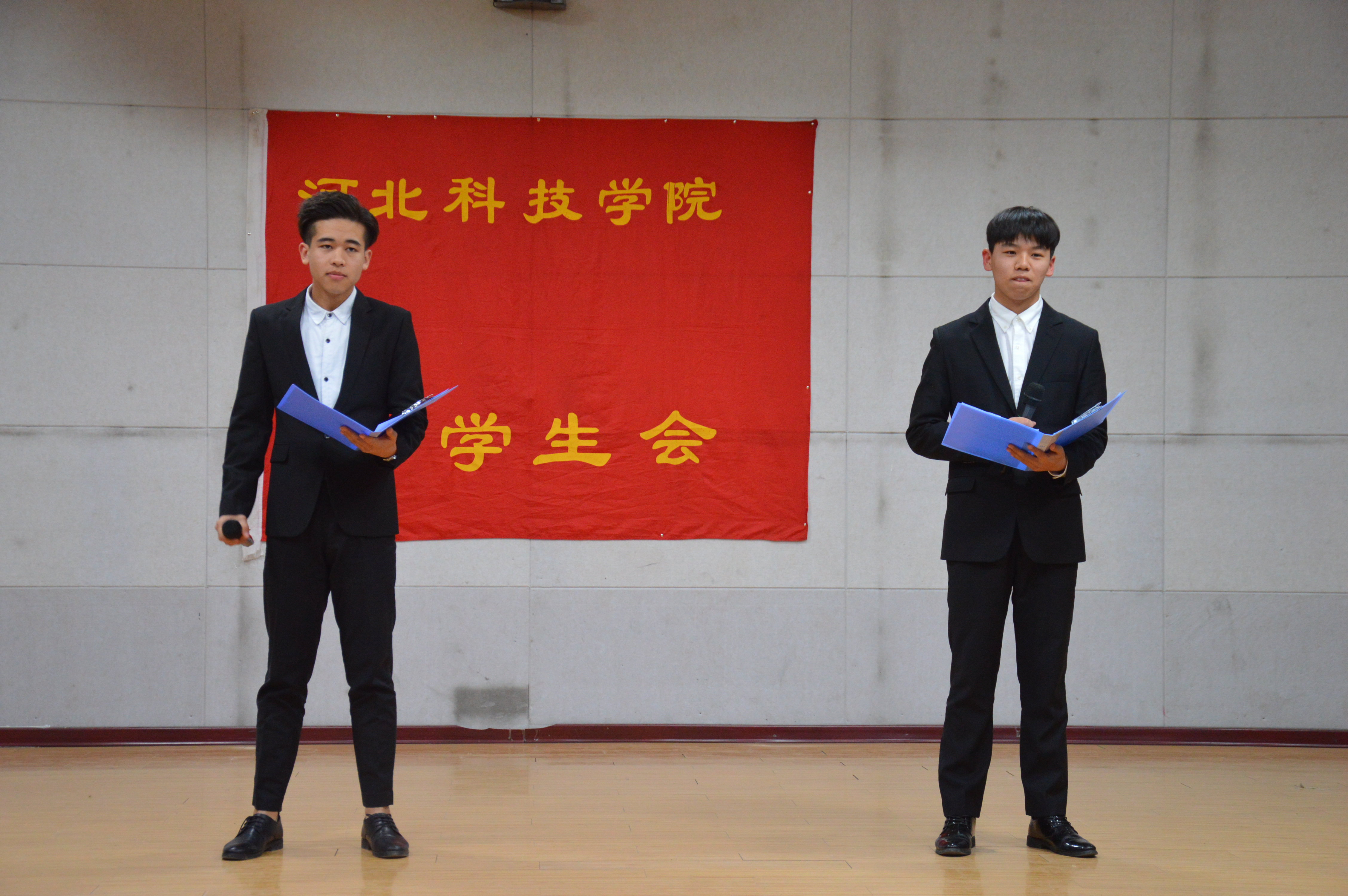 best365体育官网登录入口首届“大学生 讲宪法”比赛圆满落幕