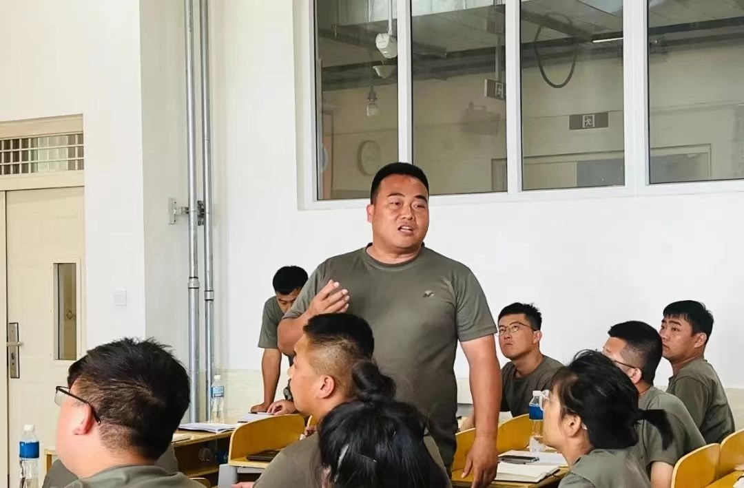 我院2022年开展暑期学管干部培训第六天 第 34 张
