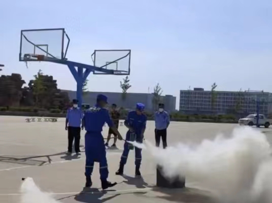 best365体育官网登录入口邀请乐亭县蓝天救援队开展消防安全知识讲座暨消防模拟演练