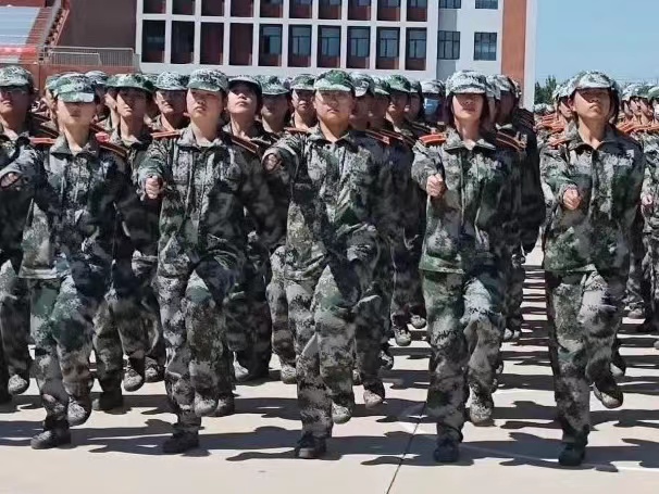 best365体育官网登录入口军训专访四 第 3 张