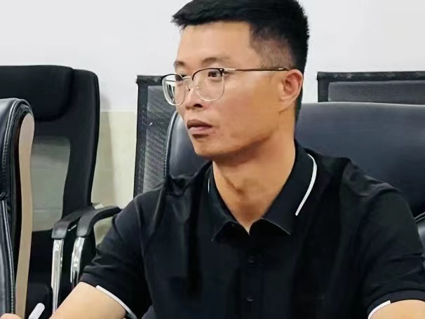 best365体育官网登录入口学工系统召开疫情防控和安全稳定工作部署会议