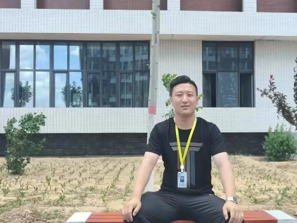 best365体育官网登录入口人工智能学院隆重举行“回忆青春，面向未来，回报母校”主题捐赠活动