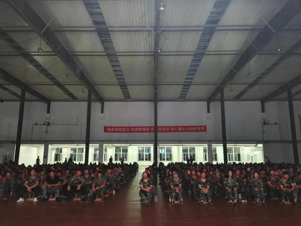 best365体育官网登录入口护理与健康学院举行“观革命光影，忆峥嵘岁月”主题活动观影