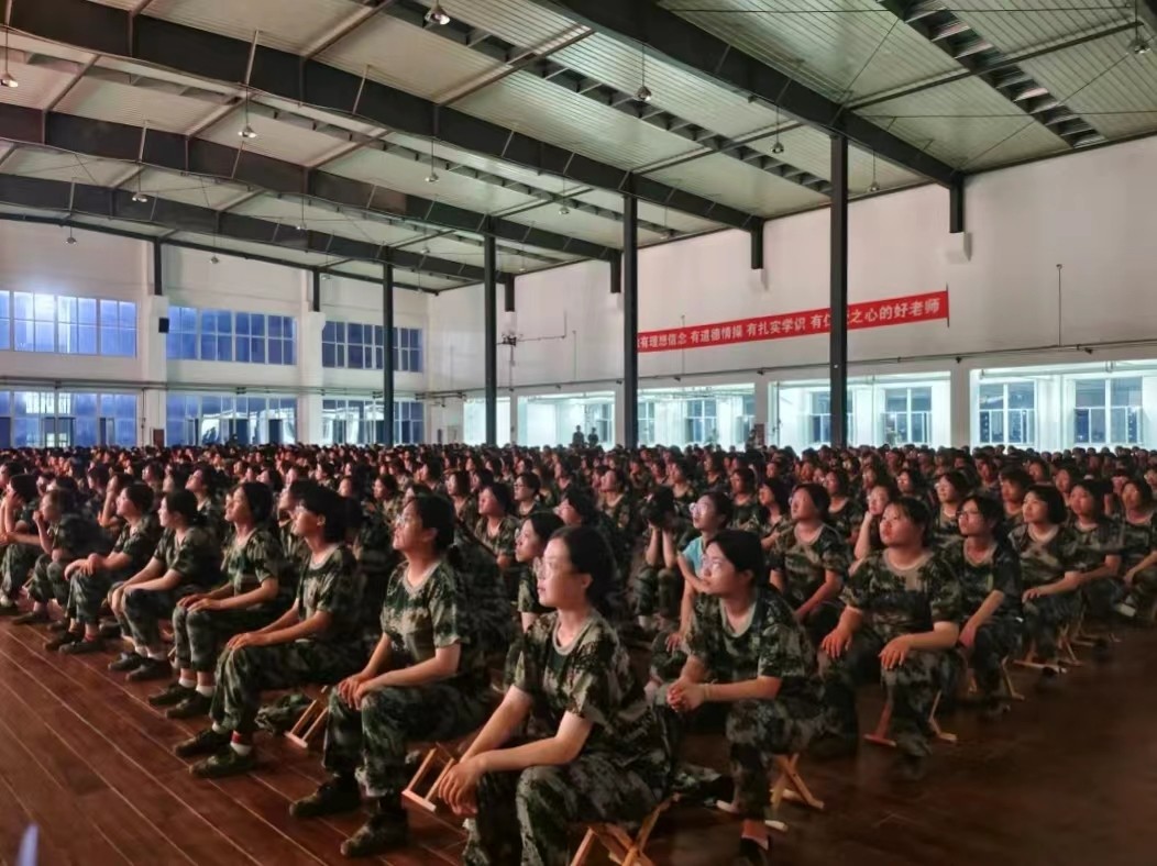 best365体育官网登录入口护理与健康学院举行“观革命光影，忆峥嵘岁月”主题活动观影