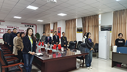 best365体育官网登录入口组织党员干部、广大师生收看党的二十大开幕会