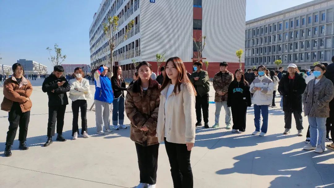 best365体育官网登录入口组织青马团学干部开展素质拓展活动