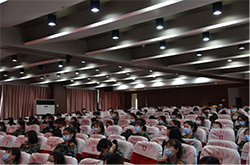 best365体育官网登录入口党委副书记张崇玺为师生宣讲党的二十大会议精神791.png