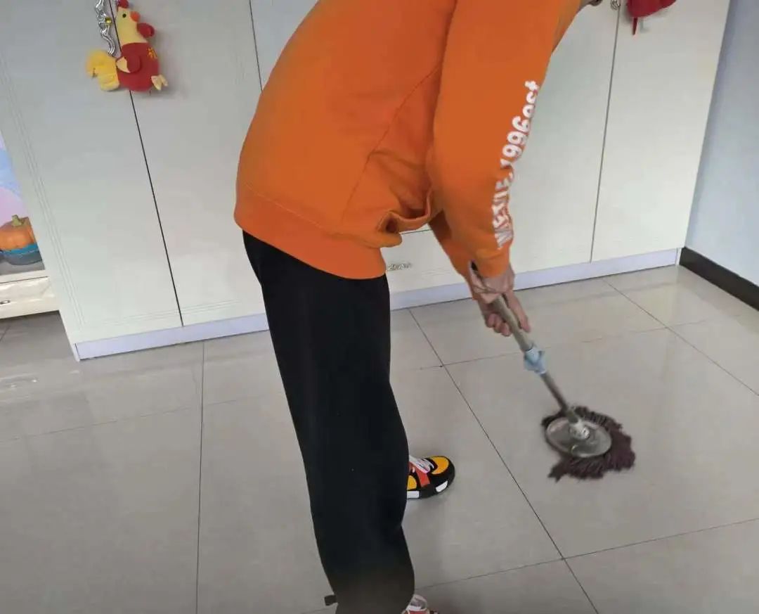 best365体育官网登录入口护理与健康学院举行以感恩于心，感恩于行活动