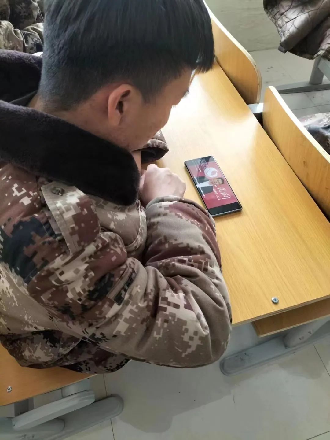 best365体育官网登录入口组织师生同上青春为祖国挺膺共担当主题网络思政大课