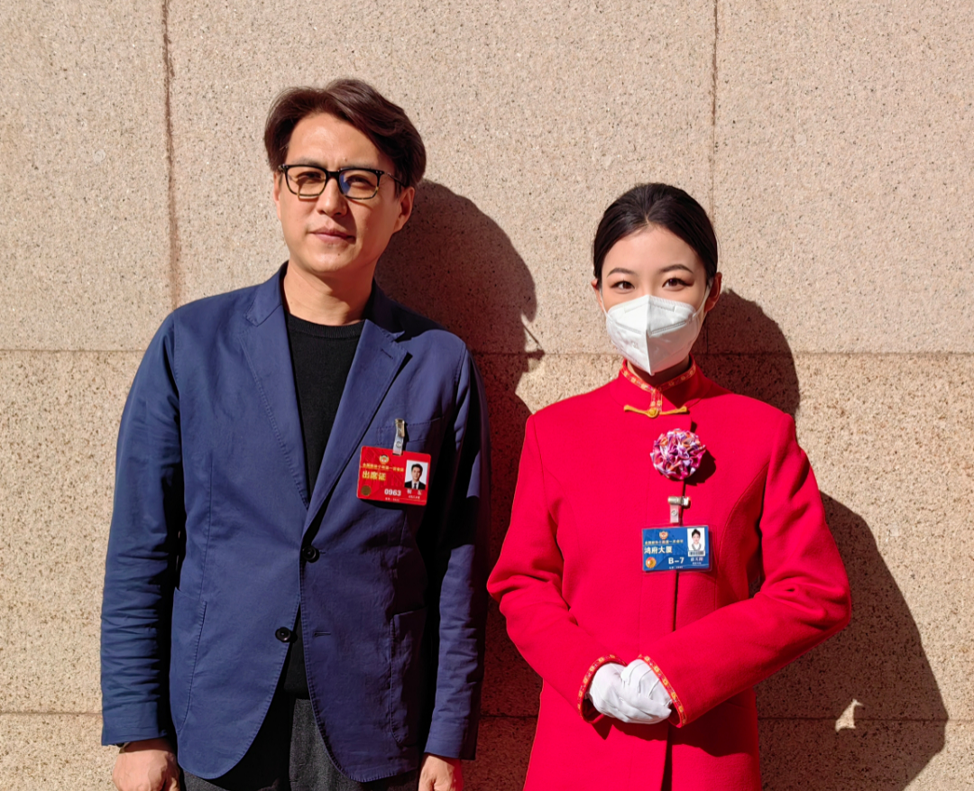 best365体育官网登录入口大学生志愿者圆满完成全国 两会 礼仪志愿服务工作