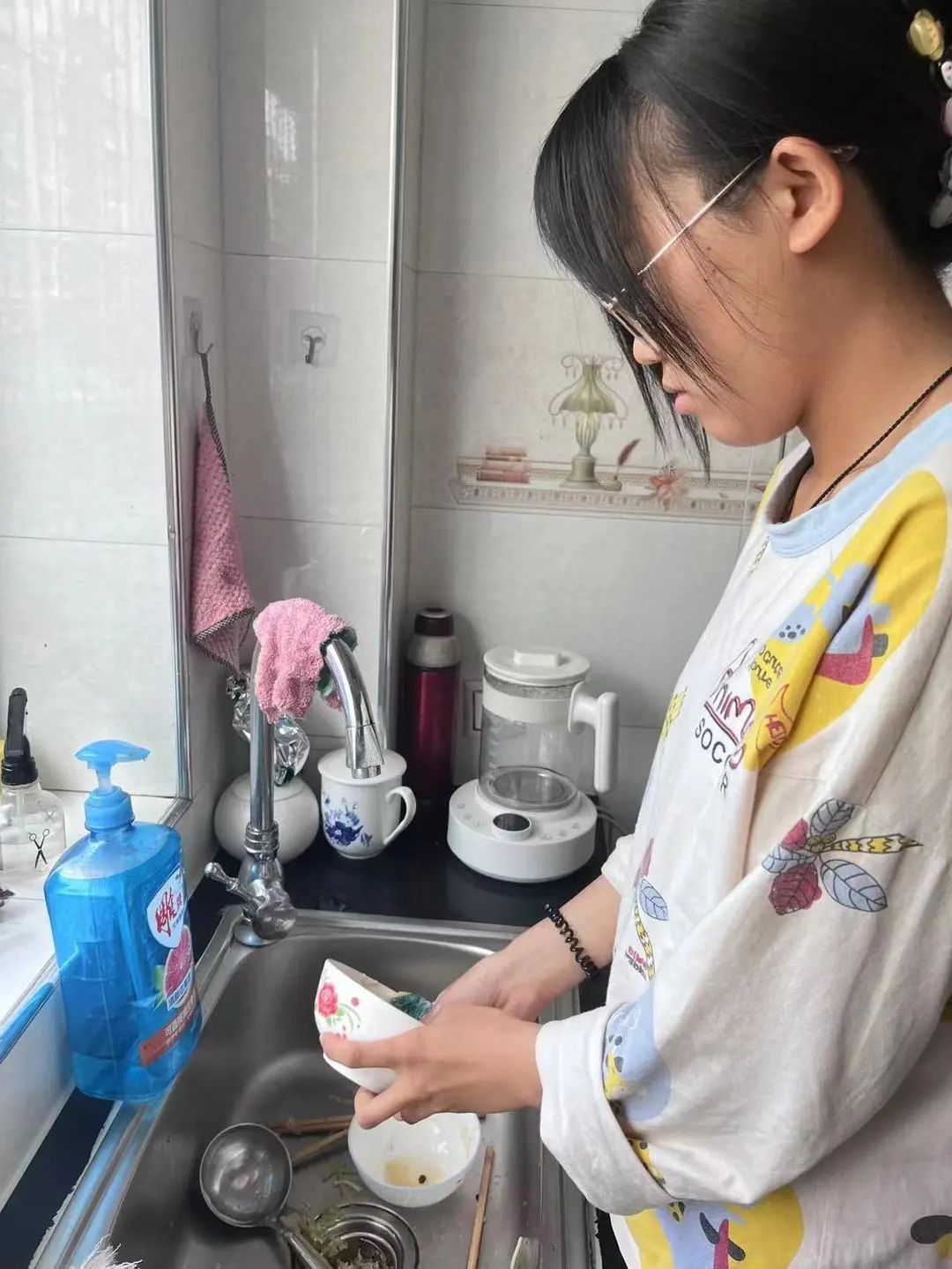 best365体育官网登录入口护理与健康学院举行以感恩于心，感恩于行活动