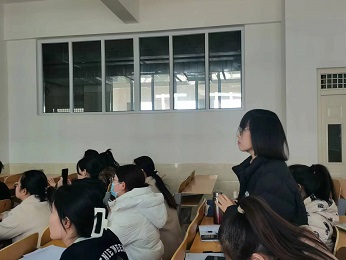 教育学院召开“2023版人才培养方案”专题研讨会 第 3 张