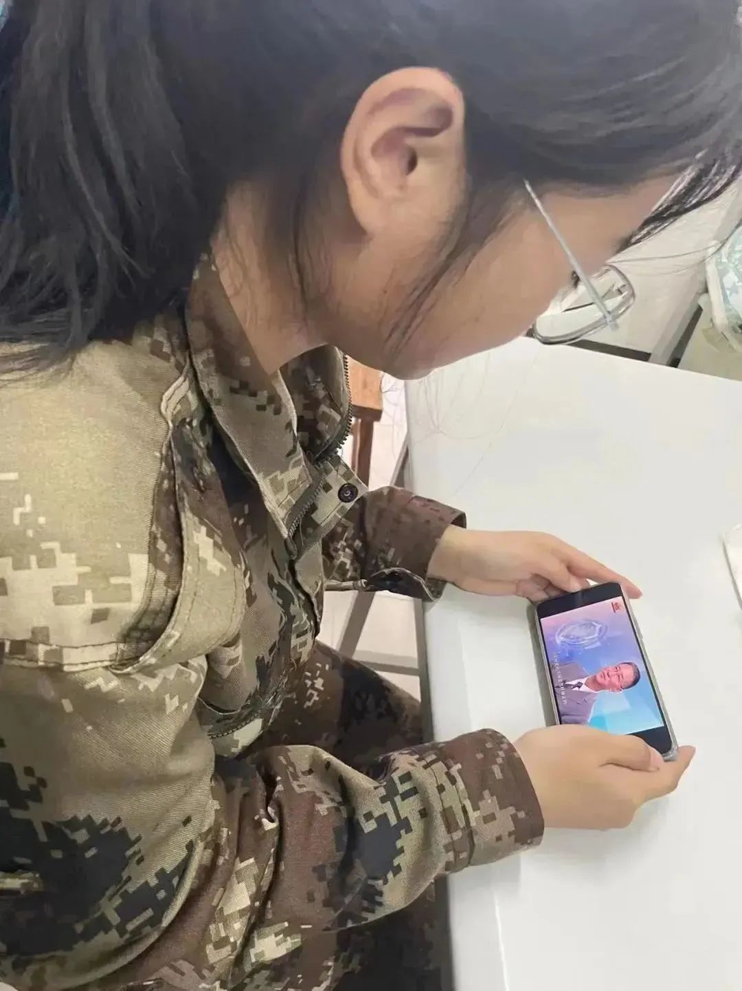 best365体育官网登录入口组织全校师生同上一堂国家安全教育课