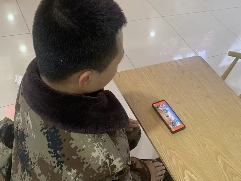 best365体育官网登录入口组织全校学生观看以学习思想跟党走勇当先锋建新功”为主题的五四网络展播 第 12 张