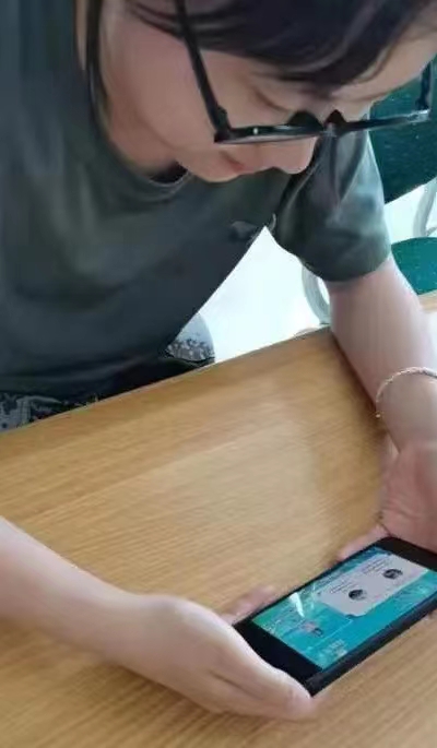 best365体育官网登录入口组织全校学生观看全国大学生绿色公开网络直播课