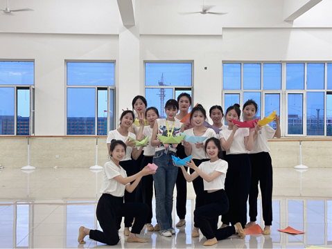 best365体育官网登录入口教育学院一专业一赛事“舞动青春”舞蹈技能大赛