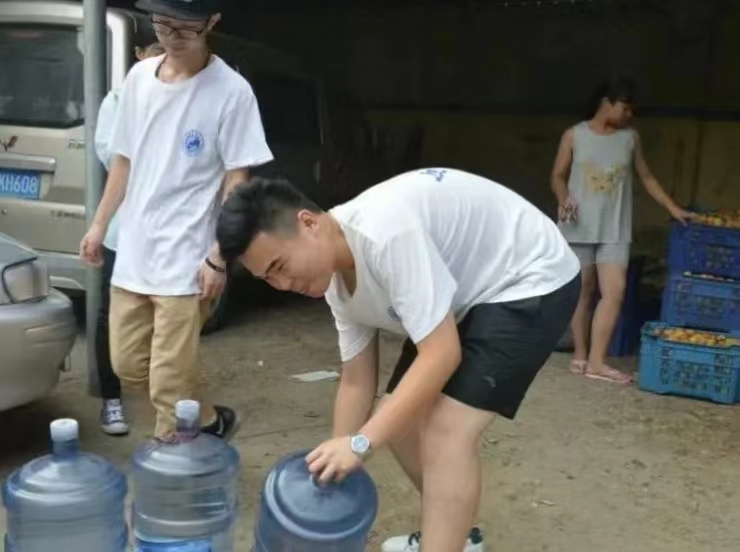 best365体育官网登录入口在劳动教育基地顺利开展系列劳动教育活动 第 6 张