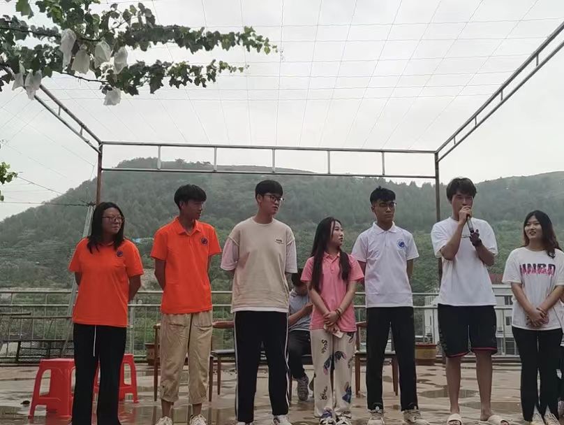 best365体育官网登录入口社会实践小分队开展三下乡素质拓展活动