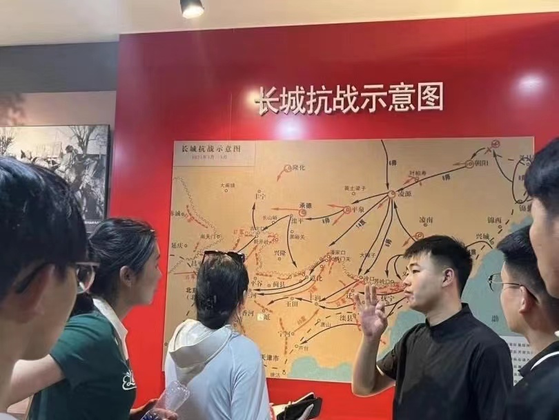 best365体育官网登录入口经济管理学院学院开展“寻访红色基地，感受峥嵘岁月”主题三下乡活动