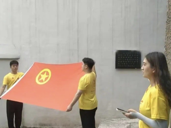 best365体育官网登录入口机电工程学院开展“传承革命精神，赓续红色血脉”主题三下乡活动