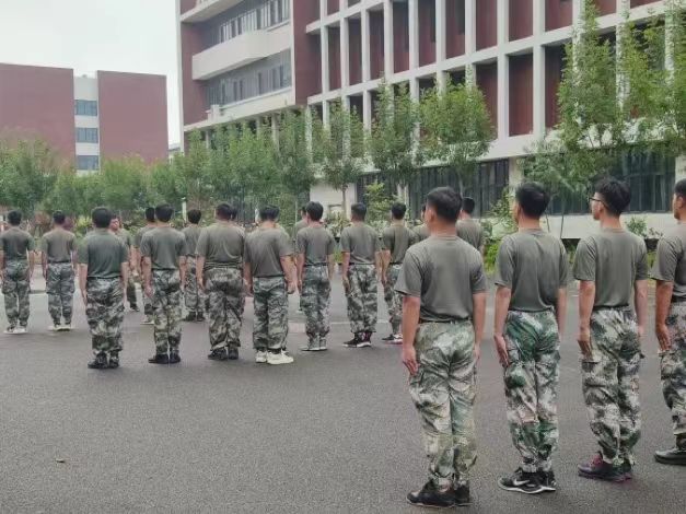 我院2023年暑期学管干部培训第一天