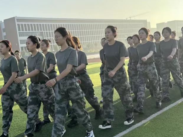 我院2023年暑期学管干部培训第二天 第 4 张