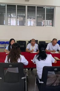 best365体育官网登录入口汽车工程学院召开增强行政人员服务意识讨论会