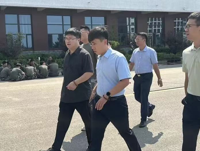 我院2023年暑期学管干部培训第五天暨培训成果汇报 第 8 张