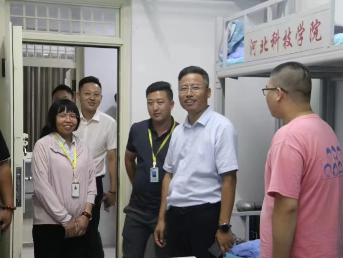 我院2023级新生报道  高清大图直击迎新现场