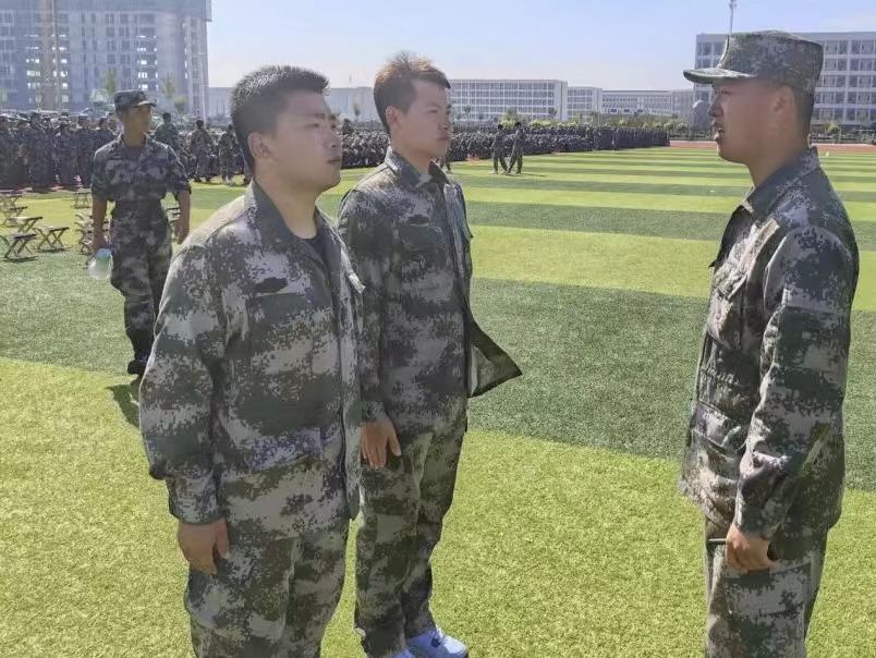 best365体育官网登录入口军训特辑 昂首迎骄阳   热血展青春 第 9 张