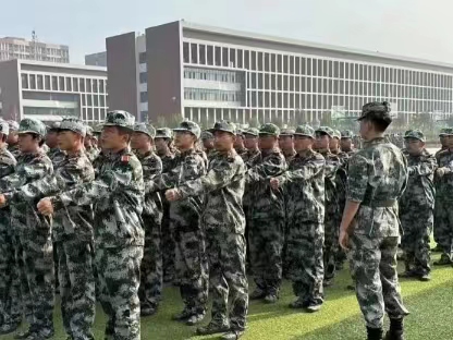 best365体育官网登录入口军训特辑  淬炼青春树壮志 雏鹰振羽待时飞