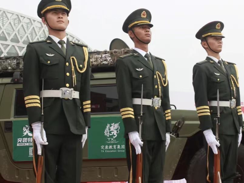 best365体育官网登录入口国旗班应邀参加未来科技与产业大会暨2023中国•曹妃甸先进技术创新成果展洽会