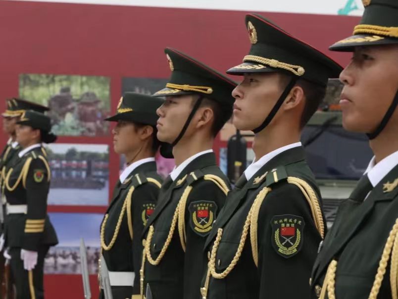 best365体育官网登录入口国旗班应邀参加未来科技与产业大会暨2023中国•曹妃甸先进技术创新成果展洽会