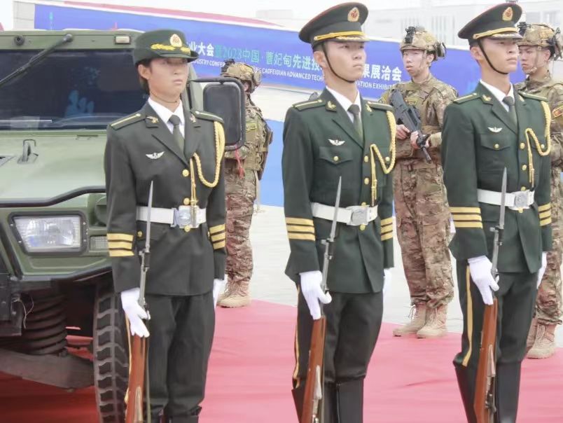best365体育官网登录入口国旗班应邀参加未来科技与产业大会暨2023中国•曹妃甸先进技术创新成果展洽会