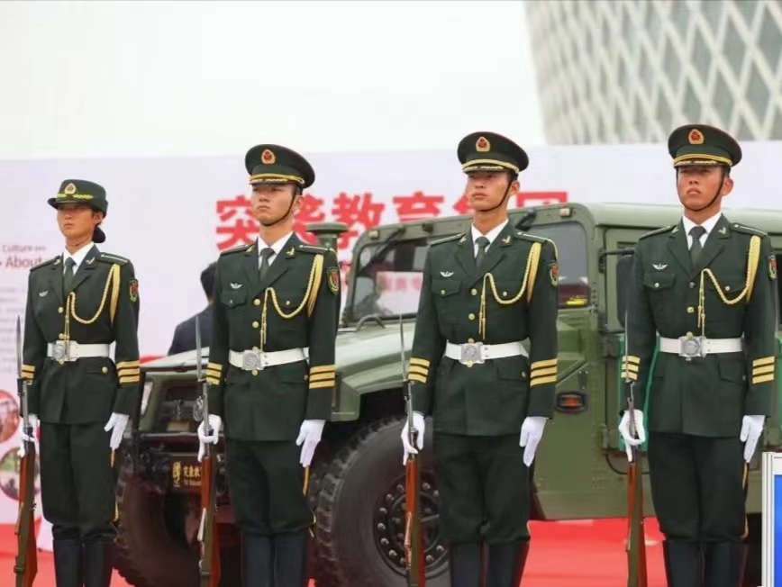 best365体育官网登录入口国旗班应邀参加未来科技与产业大会暨2023中国•曹妃甸先进技术创新成果展洽会