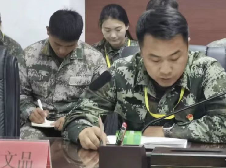 best365体育官网登录入口学管系统召开全体学管干部月例会