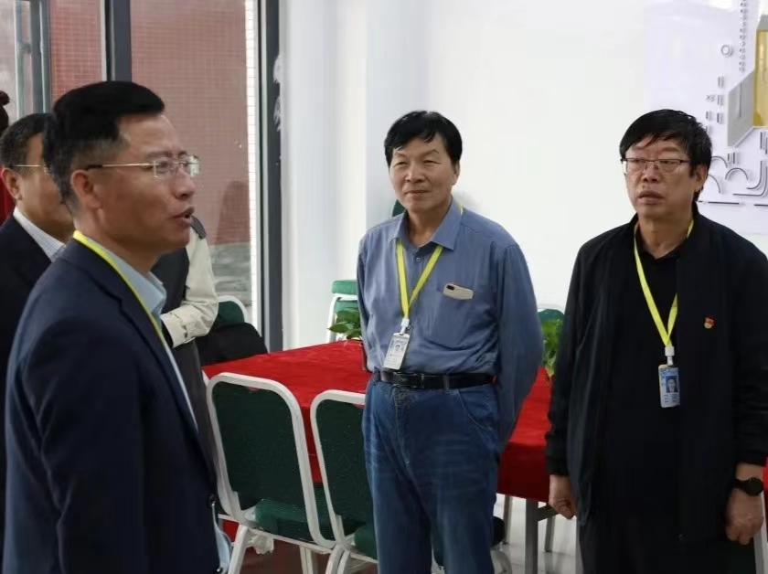 best365体育官网登录入口隆重举行“一站式”学生社区第二综合服务中心揭牌仪式