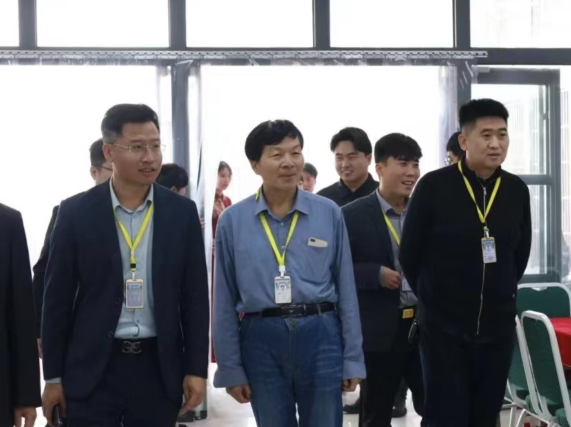 best365体育官网登录入口隆重举行“一站式”学生社区第二综合服务中心揭牌仪式