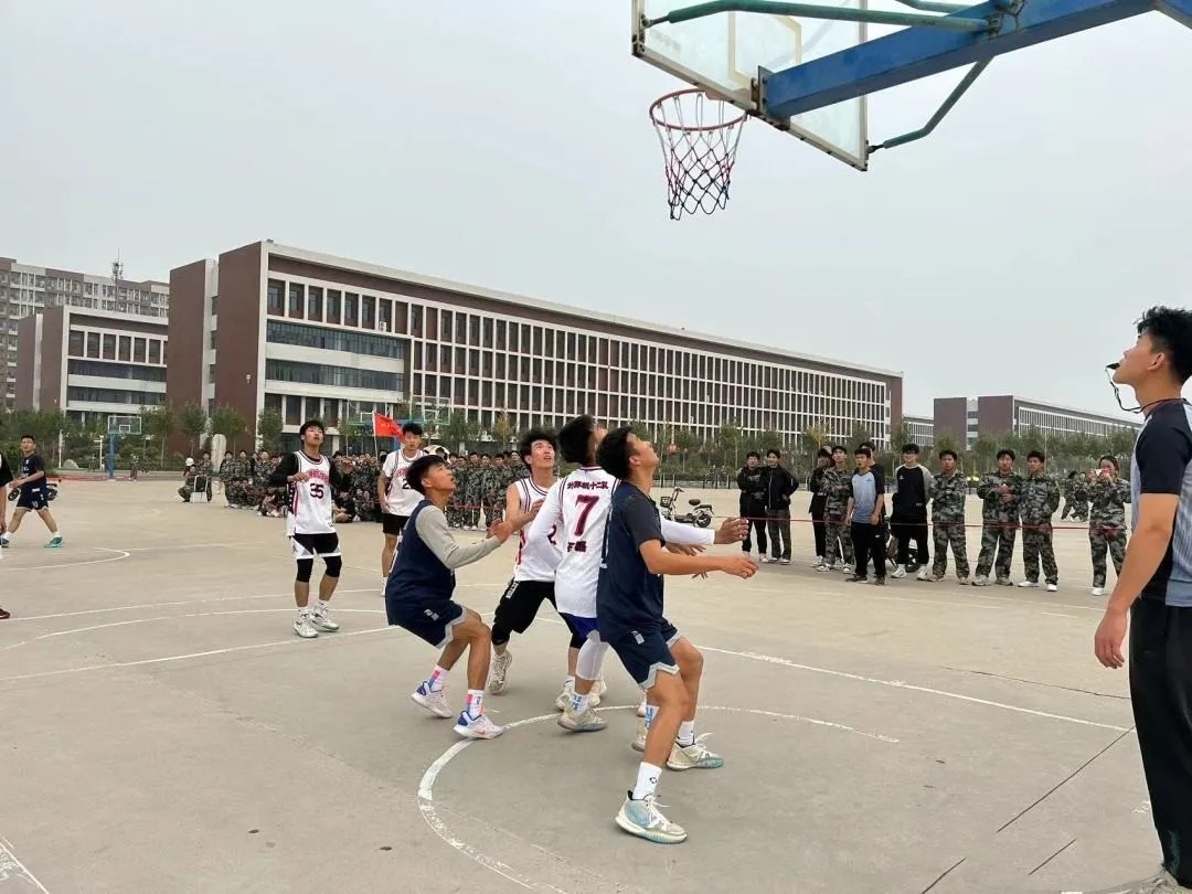 best365体育官网登录入口  计算机学院  第一届 计算机杯 篮球赛隆重开幕