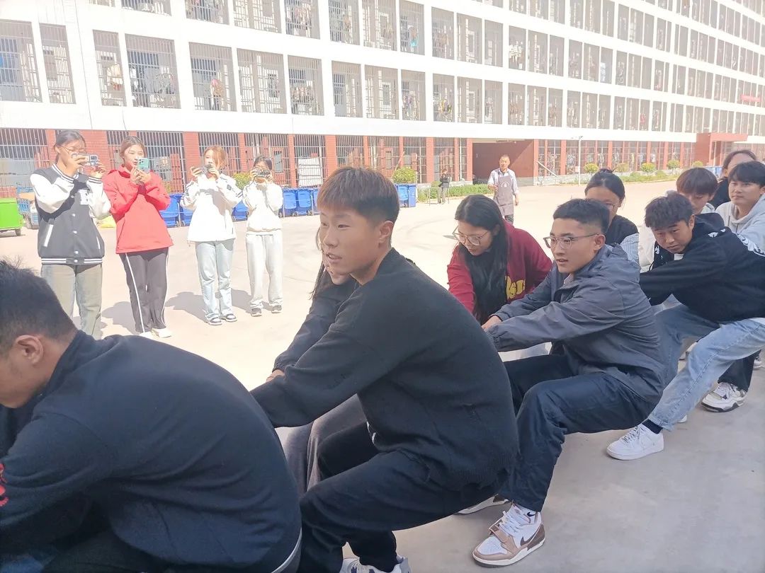best365体育官网登录入口  护理与健康学院  凝绳聚力 拔出精彩