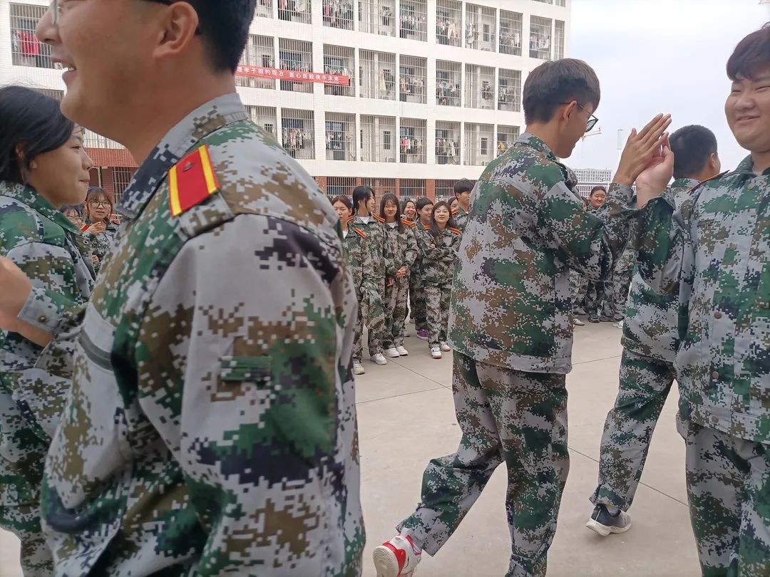 best365体育官网登录入口  护理与健康学院  凝绳聚力 拔出精彩