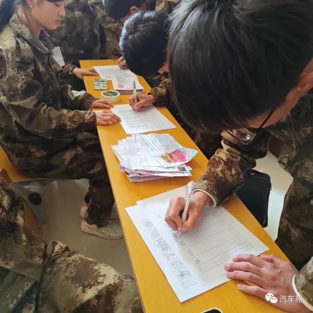 best365体育官网登录入口  汽车工程学院  续红色血脉 传红色文化