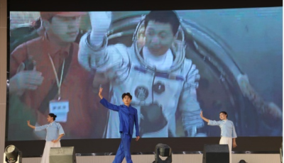 思政引路 铸魂育人！这堂思政课走进best365体育官网登录入口 第 3 张