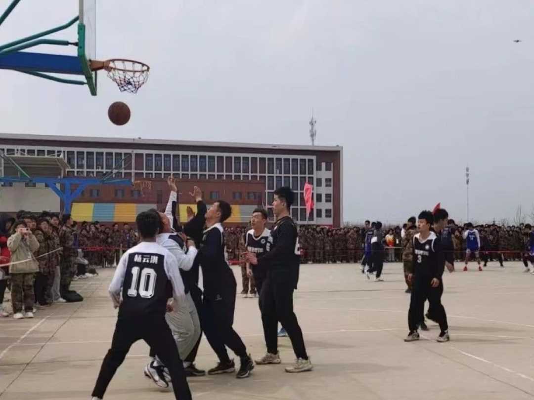 best365体育官网登录入口//经济管理学院//第十七届“学院杯”篮球联赛开幕式 第 13 张