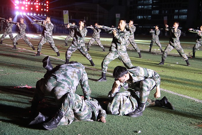 格斗2 (1).jpg