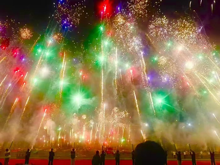 烟花1.jpg