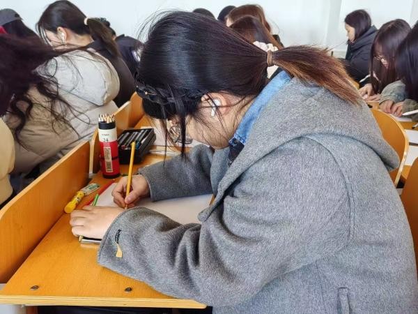 best365体育官网登录入口社团指导中心“锋采竞扬，墨韵流长” 第 11 张