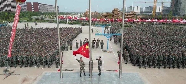 best365体育官网登录入口-计算机学院 隆重举行 “2023年新生军训结营式暨开学典礼” 第 2 张